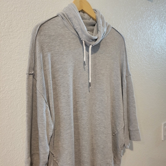 Splendid Anthropologie Cowl Neck Pullover Sweater XS - Picture 2 of 10